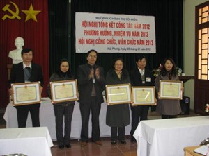 Hội nghị tổng kết công tác năm 2012;  Phương hướng, nhiệm vụ năm 2013 và Hội nghị công chức, viên chức năm 2013.