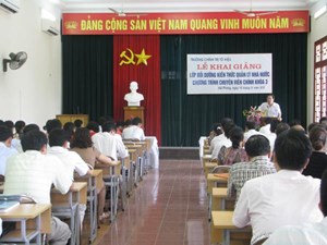 Khai giảng lớp bồi dưỡng kiến thức quản lý nhà nước chương trình chuyên viên chính khóa 3