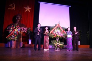 Kỷ niệm 32 năm Ngày Nhà giáo Việt Nam  (20/11/1982 – 20/11/2014)