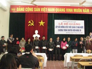Lễ bế giảng Lớp bồi dưỡng kiến thức quản lý nhà nước  chương trình chuyên viên khóa 39