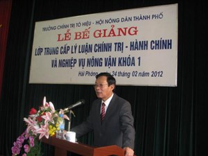 Lễ bế giảng lớp Trung cấp Lý luận Chính trị - Hành chính và Nghiệp vụ nông vận khóa I.